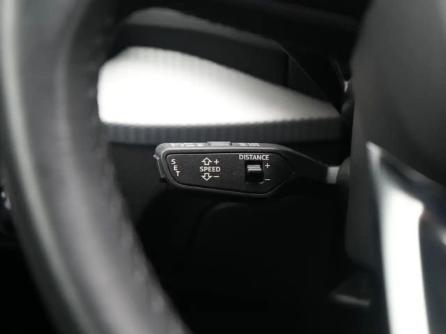 Audi Q2 advanced AHK NAVI KAM ACC FACEL KLIMA SHZ