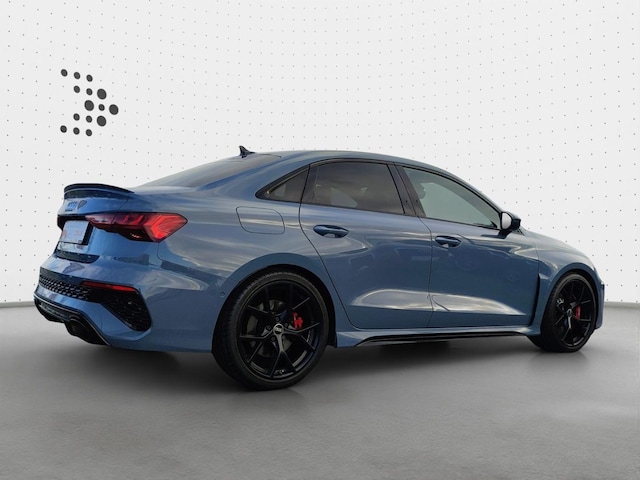 Audi RS3 Quattro S-Tronic Sedan