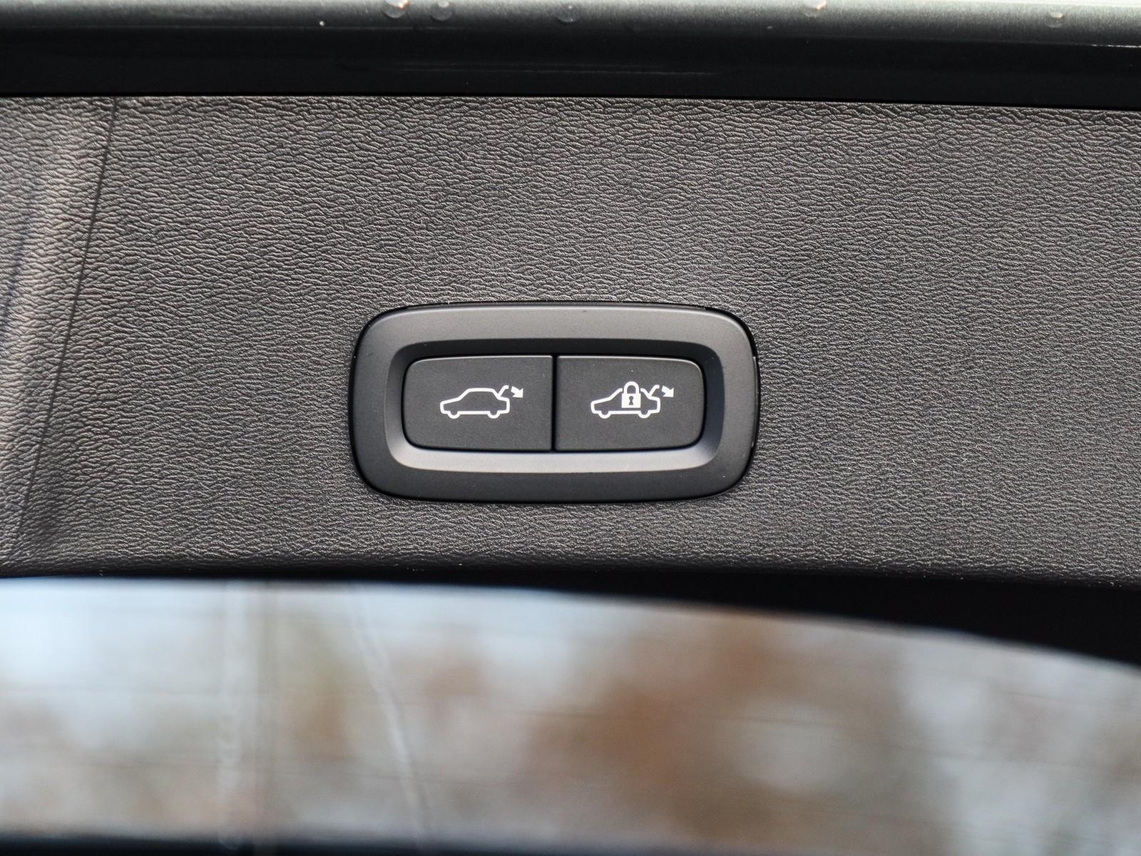 Volvo EX40 Extended range Plus Single motor