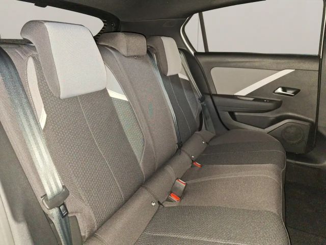 Opel Astra 1.2 Turbo Edition Turbo