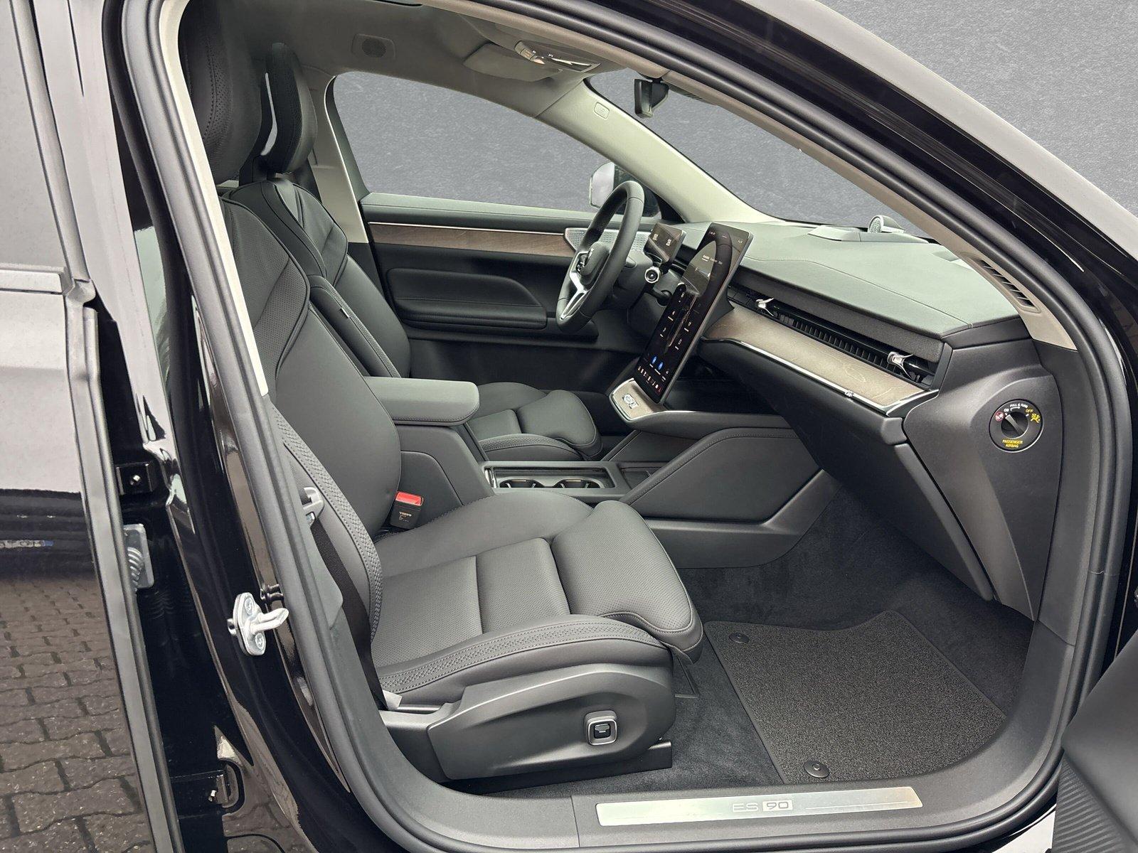 Volvo ES90 Extended range Single motor Ultra