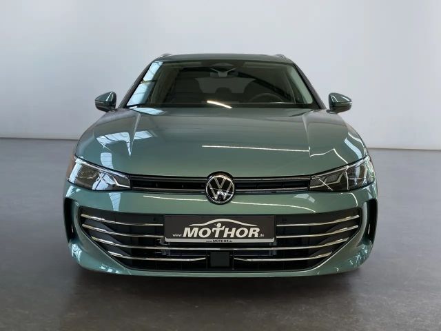 Volkswagen Passat 1.5 eTSI Business