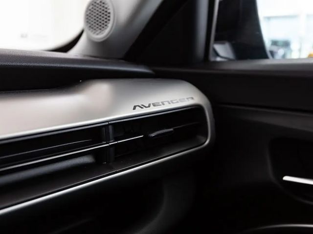 Jeep Avenger Altitude Full-Electric