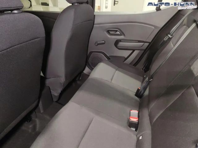 Dacia Sandero Essential TCe 90