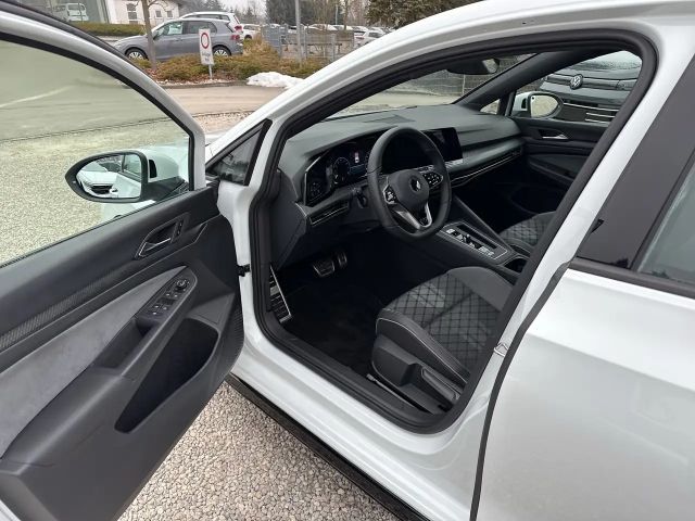 Volkswagen Golf DSG R-Line