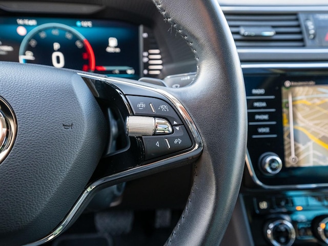 Skoda Superb 2.0 TSI Combi Style Style