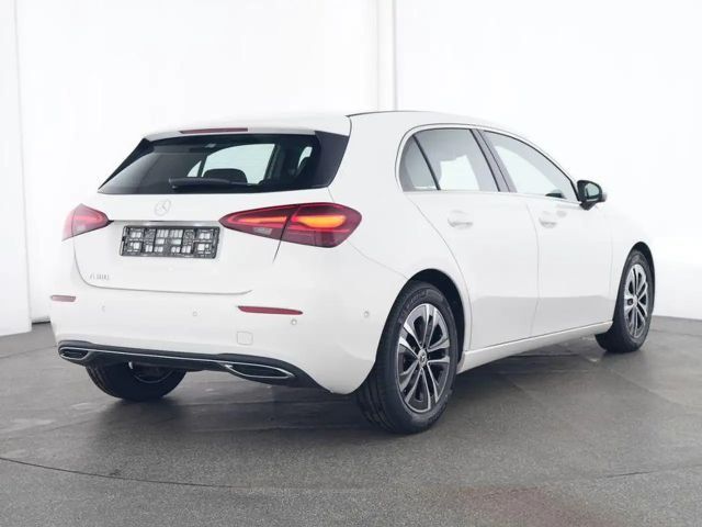 Mercedes-Benz A 180 , 7G-DCT, Progr. Advanced, Winter-Pak., Kamera,...