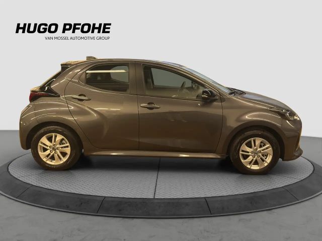 Mazda 2 Center-Line 1.5L Hybrid VVT-i ACC RFK SHZ PDC