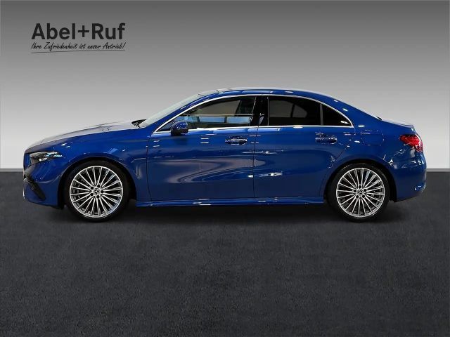 Mercedes-Benz A 250 4MATIC AMG Line