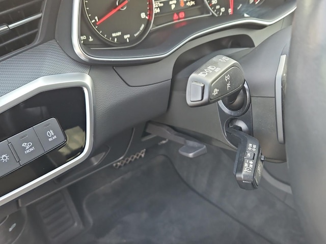 Audi A6 40 TDI Avant S-Tronic