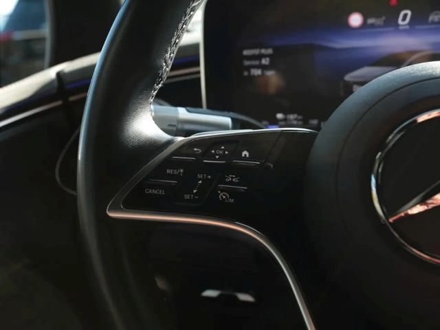 Mercedes-Benz EQS 350 Electric Art Sedan