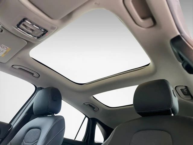 Mercedes-Benz GLA 200 Progressive