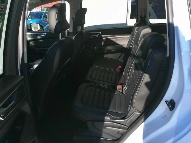 Ford Galaxy Titanium