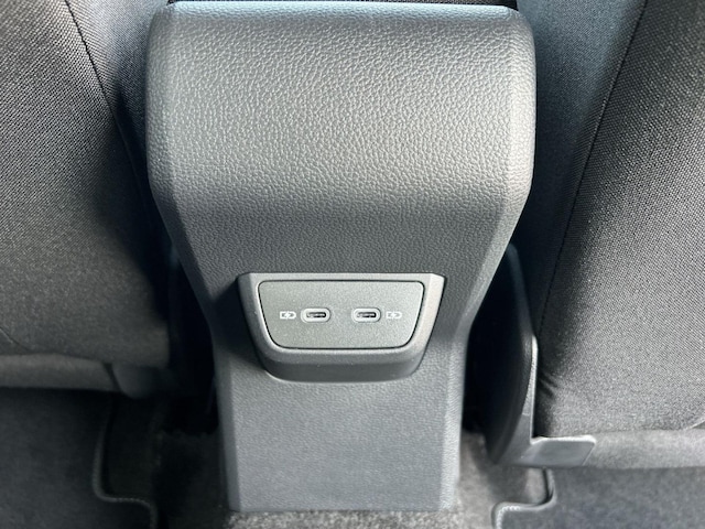 Volkswagen Polo 1.0 TSI DSG R-Line