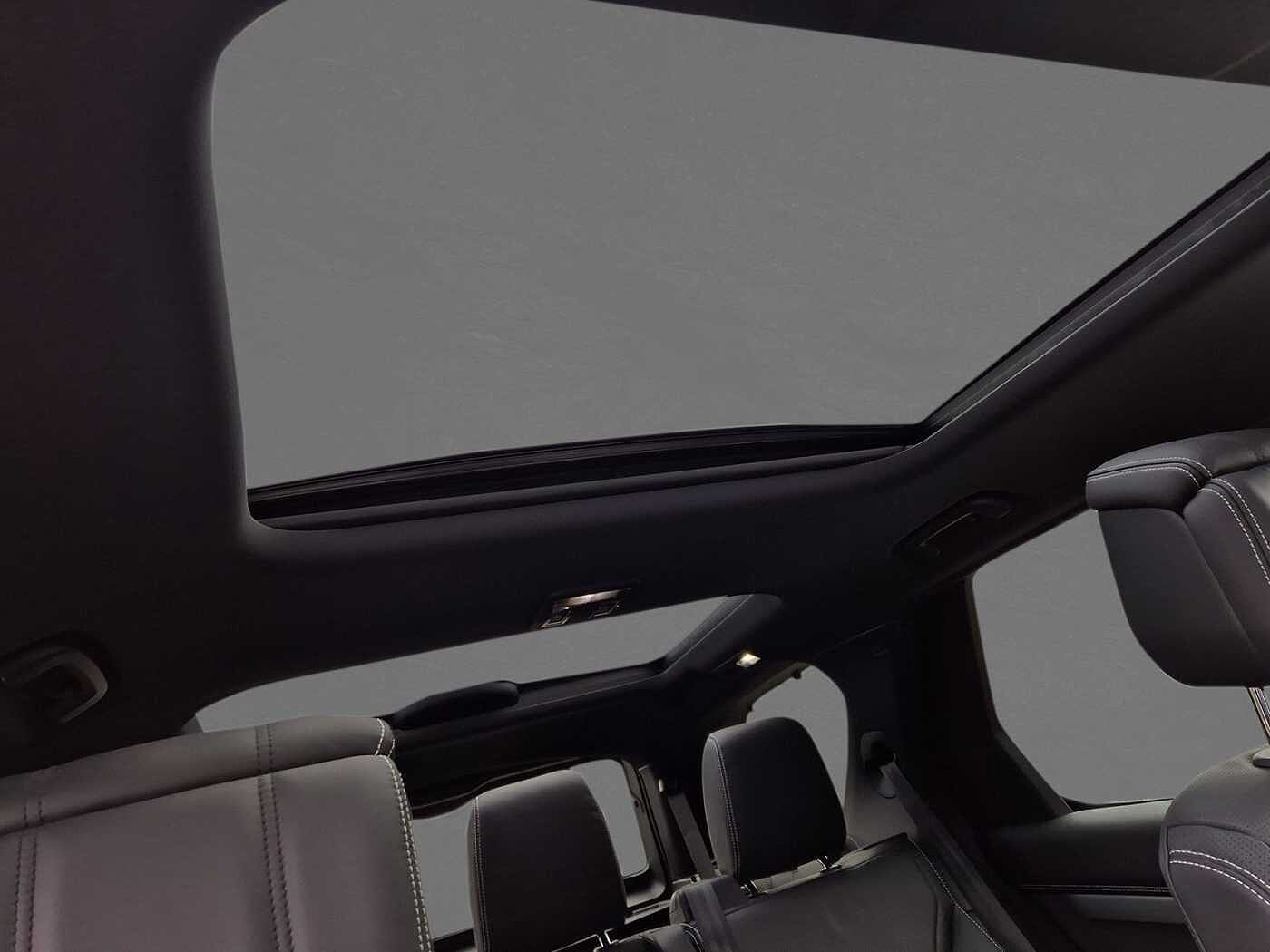 Land Rover Discovery D300 Dynamic HSE