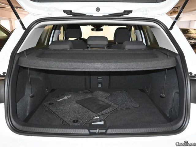 Volkswagen Golf 1.5 TSI Golf VIII Life