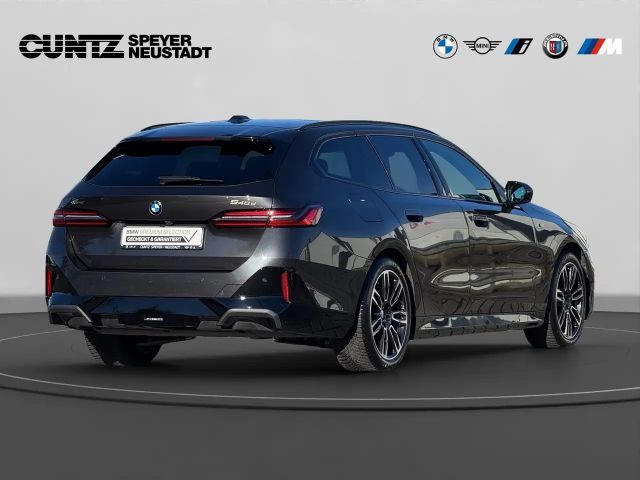 BMW 540 540d M-Sport Touring xDrive