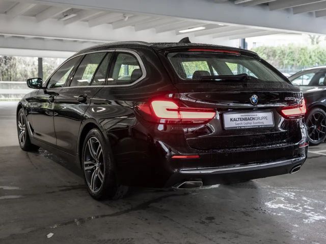 BMW 530 530i Luxury Line Touring