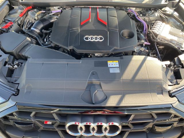 Audi S6 Avant Quattro