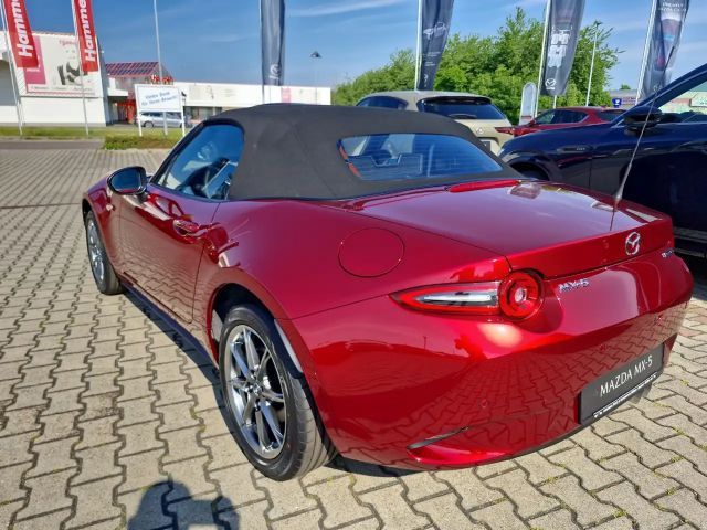 Mazda MX-5 SkyActiv