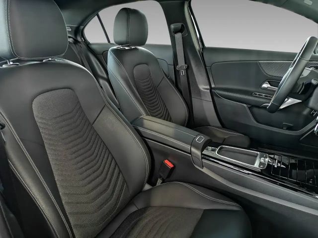 Mercedes-Benz A 180 Progressive