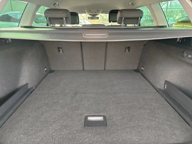 Volkswagen Passat 2.0 TDI Business DSG Variant