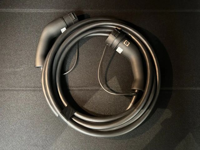 Renault 4 Comfort E-Tech Iconic