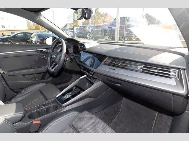 Audi A3 35 TFSI S-Line S-Tronic Sportback