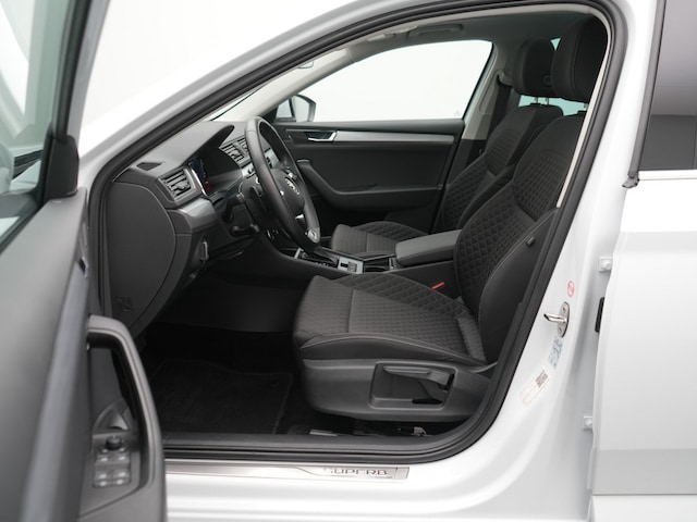 Skoda Superb Ambition Combi iV