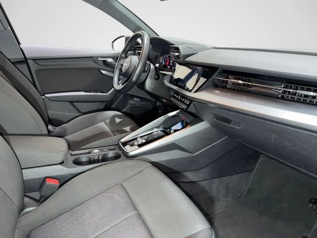 Audi A3 30 TFSI S-Tronic Sedan Sportback