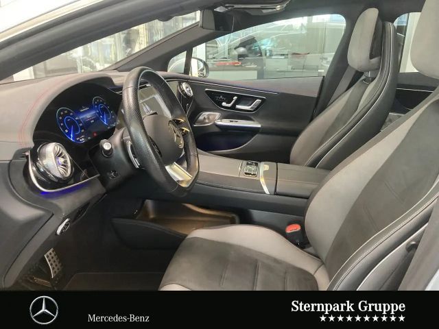 Mercedes-Benz EQE 300 AMG Line Sedan