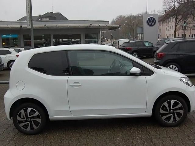 Volkswagen up! Active