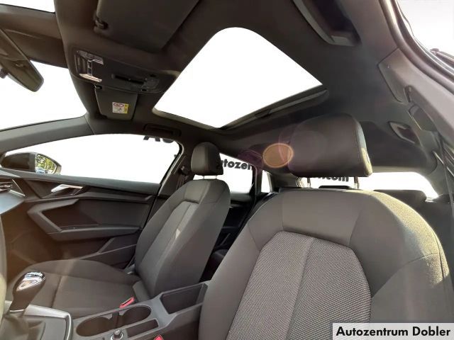 Audi A3 35 TFSI Sedan Sportback