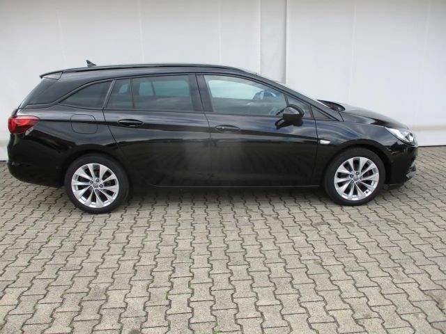 Opel Astra Sports Tourer Ultimate