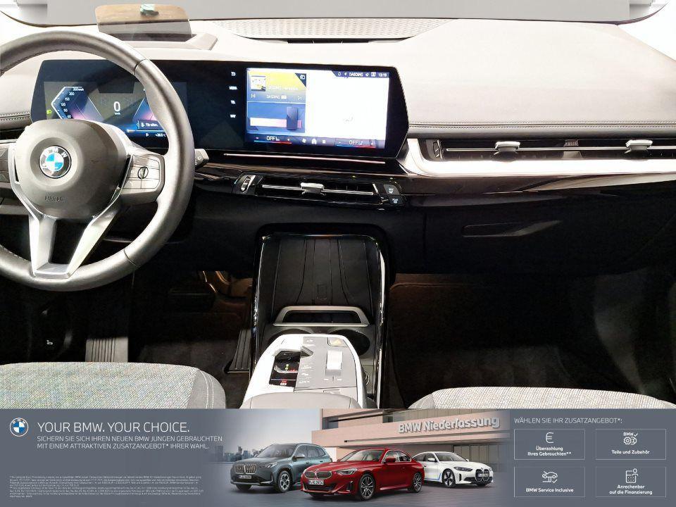 BMW 220 220i Active Tourer