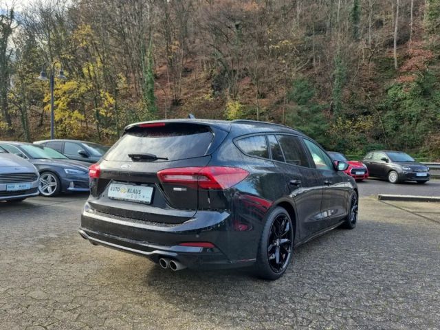 Ford Focus ST Line Wagon