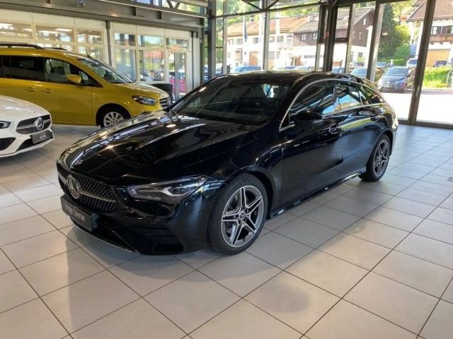 Mercedes-Benz CLA 180 AMG Line