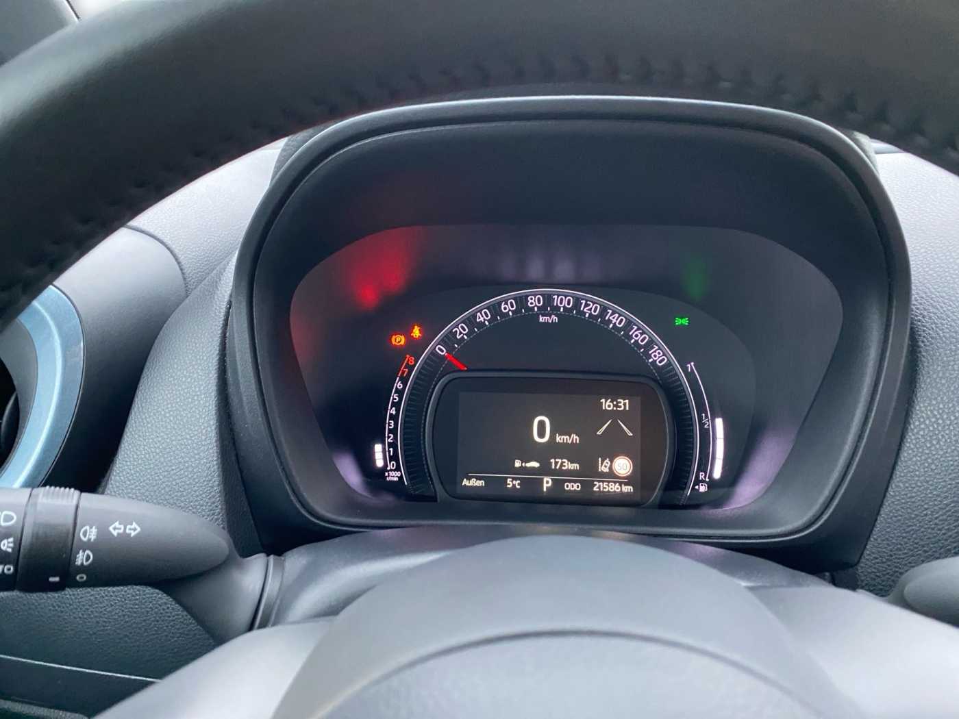 Toyota Aygo X 5-deurs Basis Team D