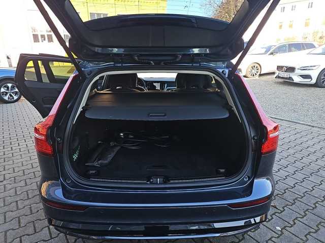 Volvo V60 AWD Dark Plus T6