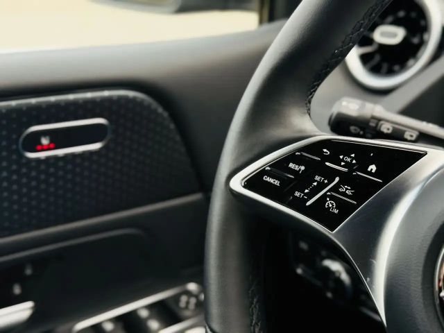 Mercedes-Benz B 180 Progressive Sedan