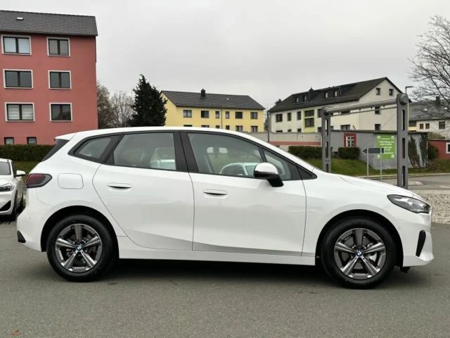 BMW 216 216i Active Tourer Sedan