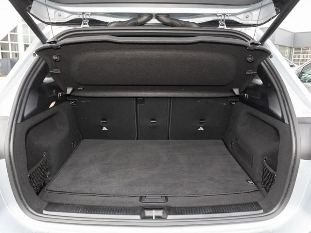 Mercedes-Benz B 180 B 180 d