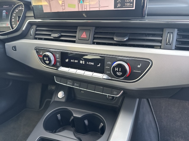 Audi A4 35 TFSI Avant S-Line S-Tronic