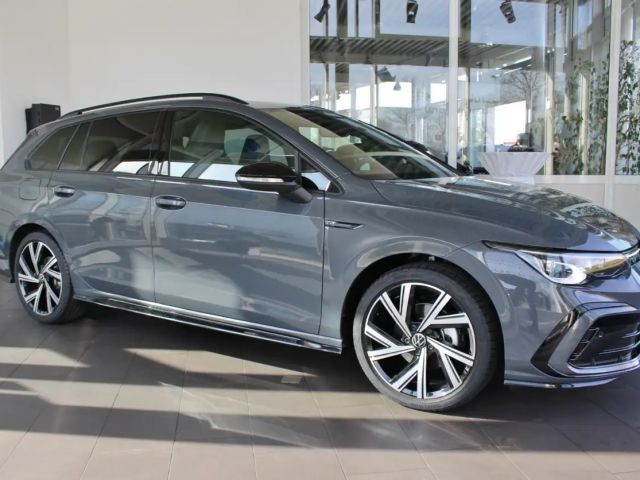 Volkswagen Golf 1.5 eTSI DSG R-Line Variant