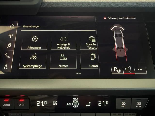 Audi A3 30 TFSI Sedan