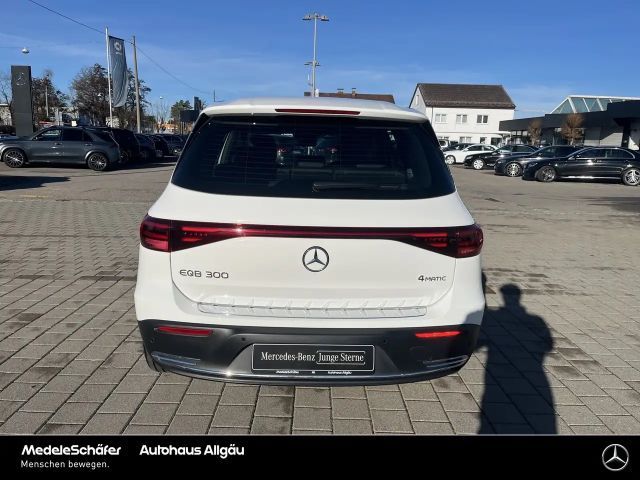 Mercedes-Benz EQB 300 4MATIC Progressive