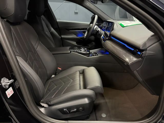 BMW 520 520d M-Sport Touring