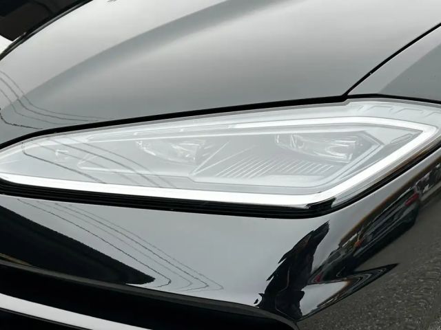 Lamborghini Urus SE *Akrapovic*Carbon-Paket*23"*B&O*Pano*