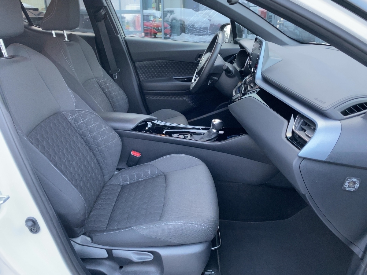Toyota C-HR 5-deurs Plus