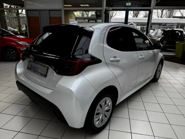 Toyota Yaris Hatchback